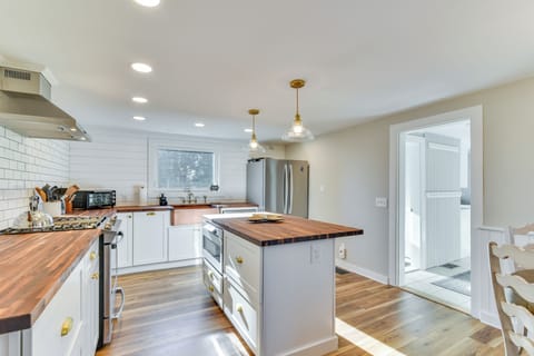 House (4 Bedrooms) | Interior