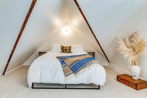 House (4 Bedrooms) | Interior