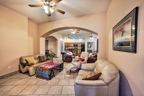 House (2 Bedrooms) | Interior