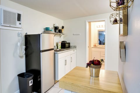 Apartment (1 Bedroom) | Interior