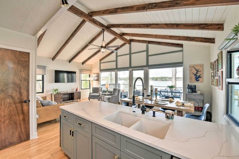 Cottage (3 Bedrooms) | Interior