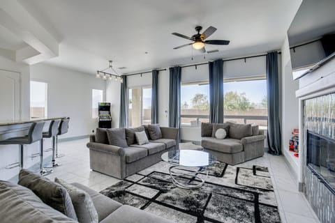 House (3 Bedrooms) | Interior