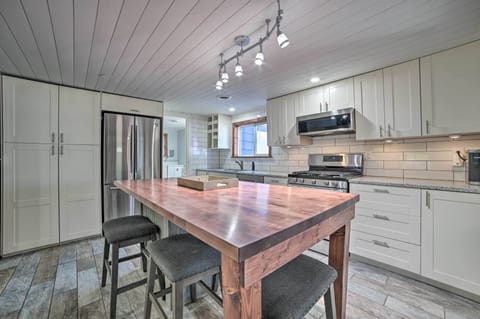 Cottage (3 Bedrooms) | Front of property