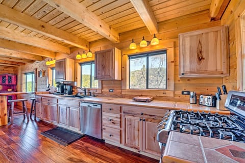 Cottage (3 Bedrooms) | Interior