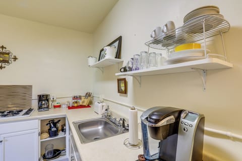 Apartment (1 Bedroom) | Interior