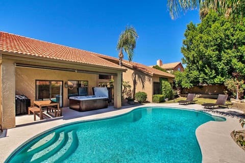 House (5 Bedrooms) | Front of property