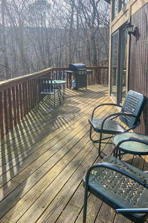 House (5 Bedrooms) | Interior