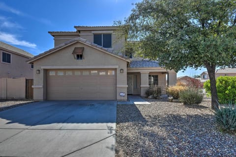 House (5 Bedrooms) | Interior