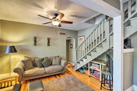 House (2 Bedrooms) | Interior