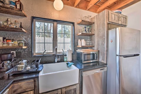 Cottage (2 Bedrooms) | Interior