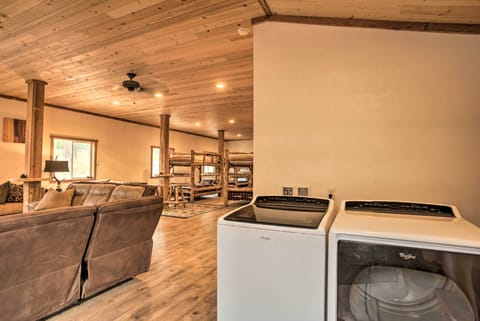 House (1 Bedroom) | Interior