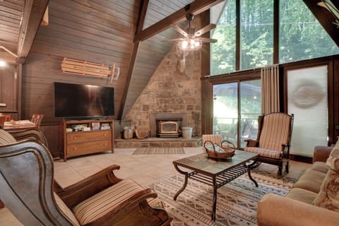 House (2 Bedrooms) | Interior