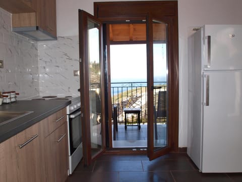 House, Smoking | 1 bedroom, soundproofing