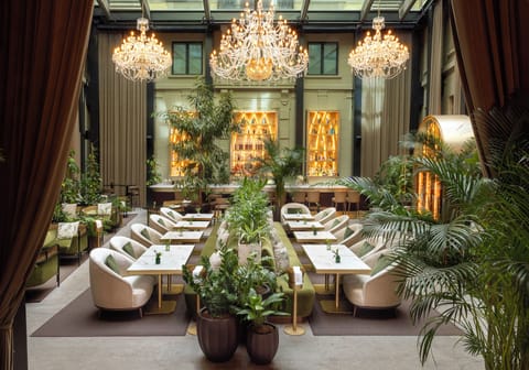 2 restaurants, Italian cuisine