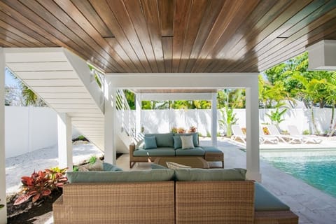 House, 4 Bedrooms | Property grounds