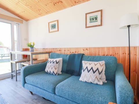 Cottage | Living area