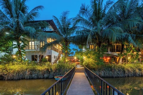 Front of property - evening/night