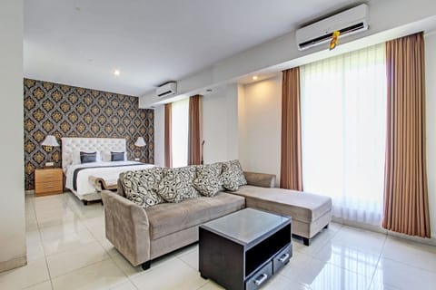 Family Studio | Free WiFi, bed sheets