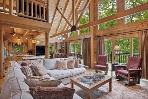 Cabin, 4 Bedrooms | Living area | Smart TV, DVD player