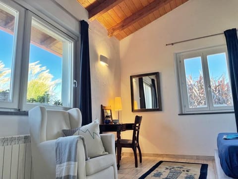 Classic Room, Garden View | Premium bedding, minibar, individually decorated, individually furnished