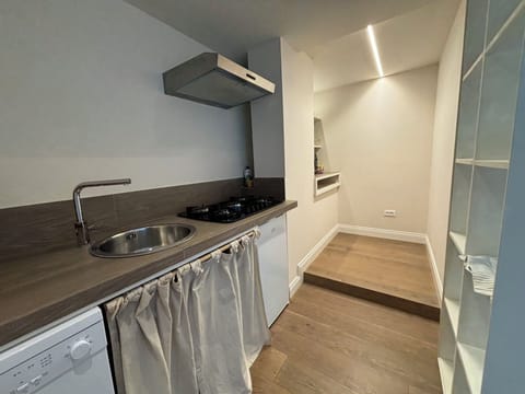 Superior Apartment, 1 Bedroom, Ensuite, Sea View | Premium bedding, Select Comfort beds, individually furnished, desk