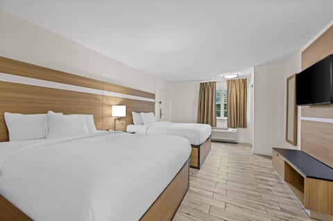 Standard Room, 2 Double Beds, Non Smoking | Free WiFi, bed sheets