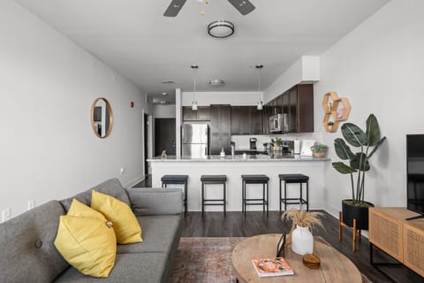 Apartment, 2 Bedrooms | Living area | 43-inch Smart TV with digital channels, TV