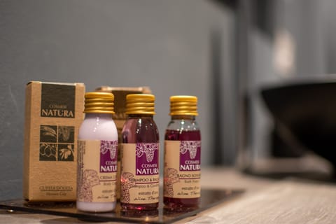 Deluxe Double Room, 1 King Bed, Refrigerator, Ground Floor | Frette Italian sheets, premium bedding, down comforters, pillowtop beds