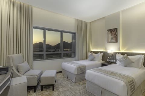 Standard Twin Room | Egyptian cotton sheets, premium bedding, Select Comfort beds, minibar