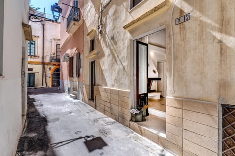 House | 1 bedroom