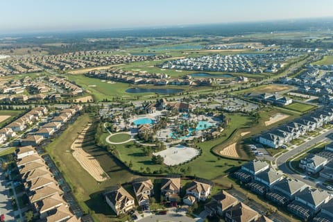 House, Multiple Bedrooms | Aerial view