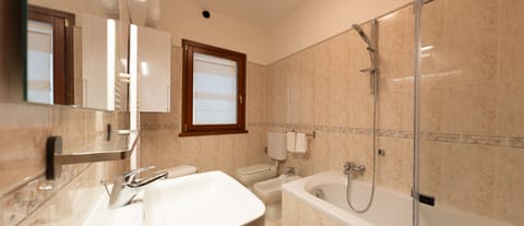 Shower, hair dryer, bathrobes, bidet