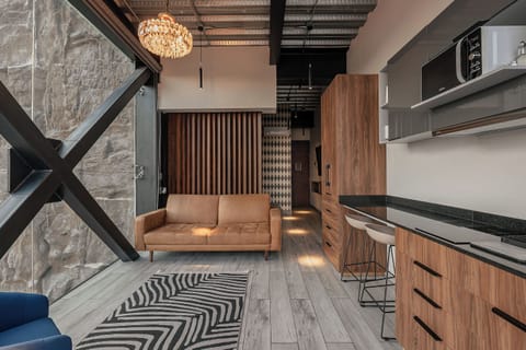 75-inch Smart TV with cable channels, TV, Netflix