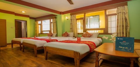 Triple Room | Free WiFi, bed sheets