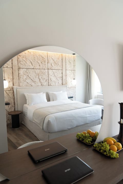 Superior Suite | 1 bedroom, memory foam beds, in-room safe, blackout drapes