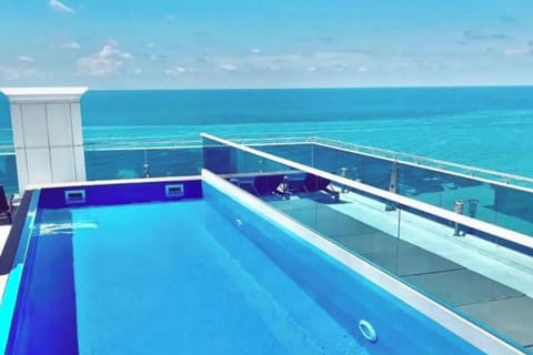 Studio | Pool | Outdoor pool