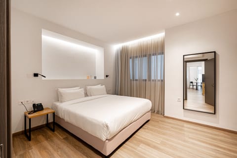 Family Apartment with Balcony | In-room safe, individually decorated, individually furnished