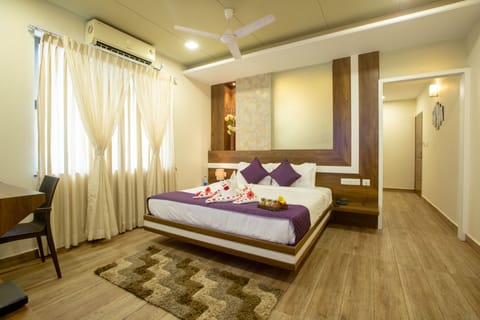 Grand Room | Free WiFi, bed sheets, wheelchair access