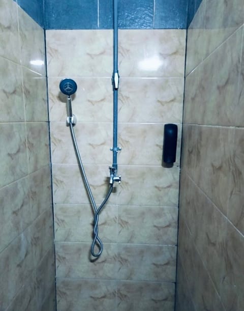 Standard Double Room, 1 Double Bed, Non Smoking, Private Bathroom | Bathroom shower