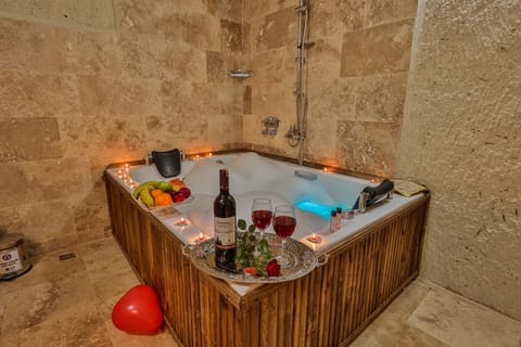 Comfort Room | Bathroom | Hair dryer, towels, soap, shampoo