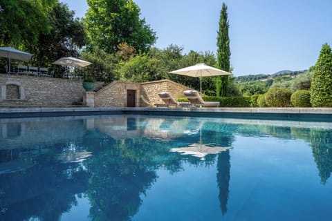 Seasonal outdoor pool, pool umbrellas, sun loungers