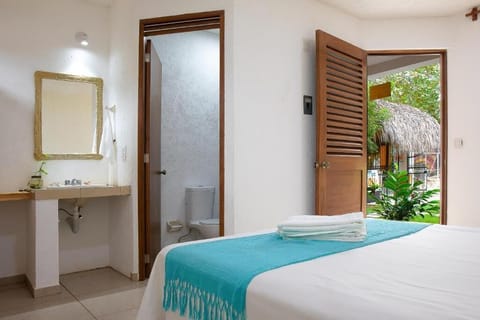 Desk, iron/ironing board, free WiFi