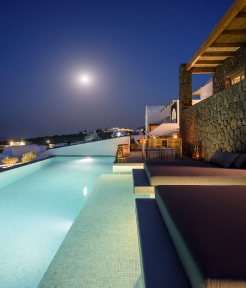 Private pool
