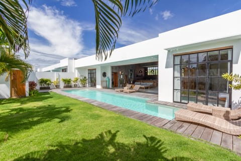 Deluxe Villa, 3 Bedrooms, Private Pool, Garden View | Private pool