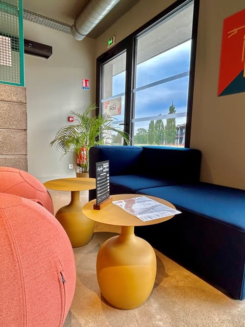 32-inch flat-screen TV with digital channels