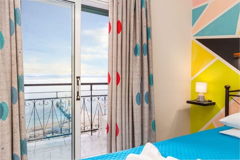Twin Room, Sea View | Iron/ironing board, free WiFi, bed sheets