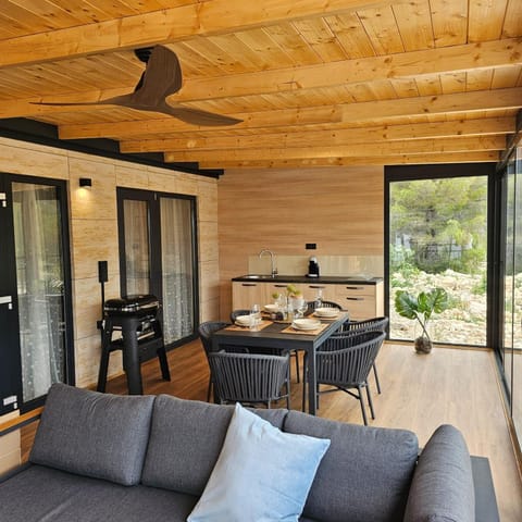 Shining Sea | Living area | 50-inch Smart TV with cable channels, TV