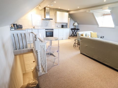 Fridge, dishwasher, electric kettle, toaster