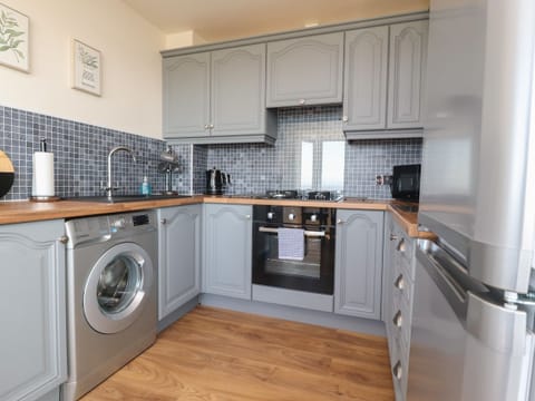 Fridge, dishwasher, electric kettle, toaster