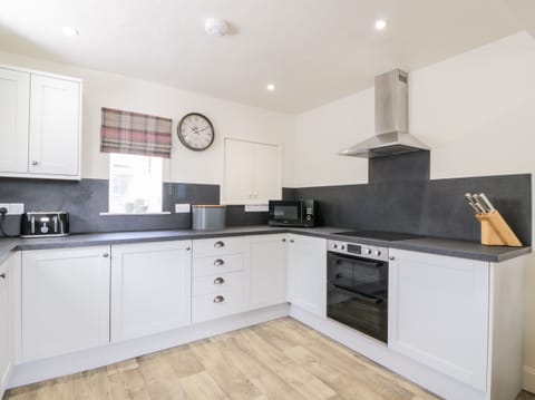 Fridge, dishwasher, electric kettle, toaster